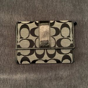 Coach Signature Wallet